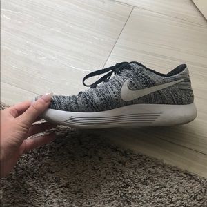 Nike Lunarepic flyknit size 9